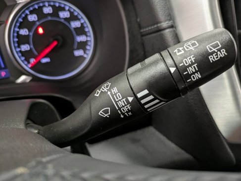 Used 2022 GMC Terrain SLT w/ Infotainment Package II image 19