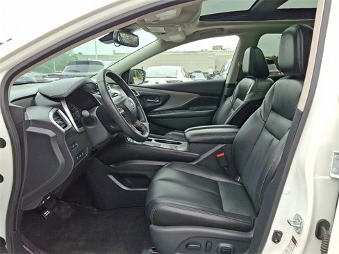 Used 2023 Nissan Murano SL w/ SL Moonroof Package image 13