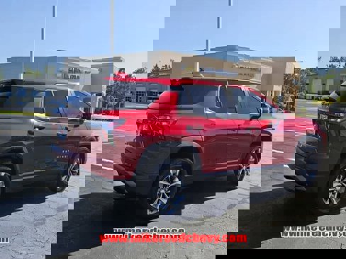 New 2025 Chevrolet Equinox LT image 12