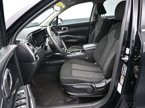 Used 2021 Kia Sorento LX image 38
