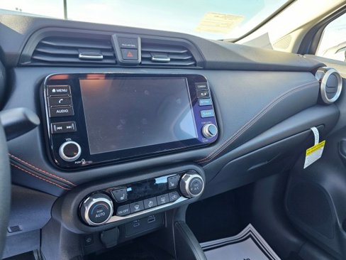 New 2025 Nissan Versa SR w/ Trunk Package image 37
