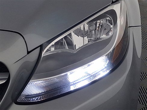 Used 2016 Mercedes-Benz C 300 4MATIC Sedan image 12