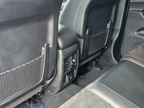 Used 2021 Jeep Grand Cherokee Laredo X image 25