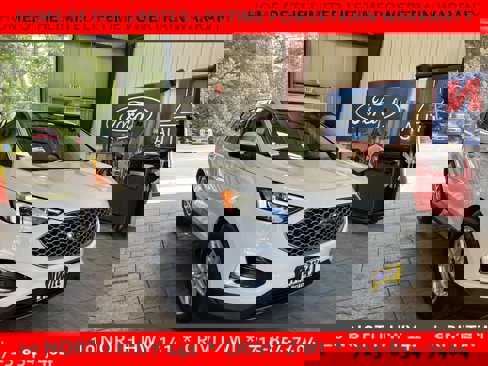Used 2024 Ford Edge SEL image 1