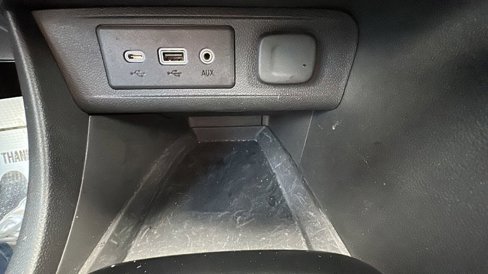 Used 2022 Buick Encore GX Select w/ Sport Touring Package image 22