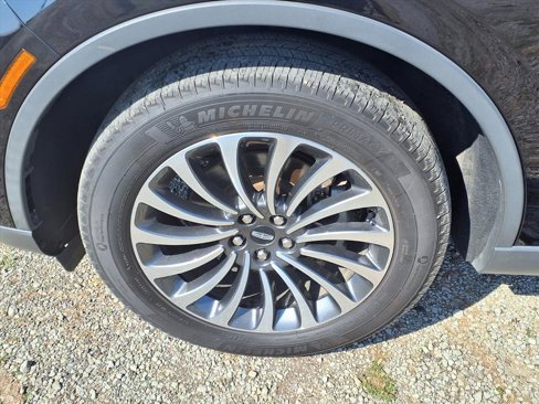Used 2020 Lincoln Aviator Reserve w/ Equipment Group 201A image 19
