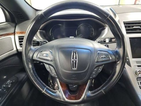 Used 2017 Lincoln MKZ Select image 23