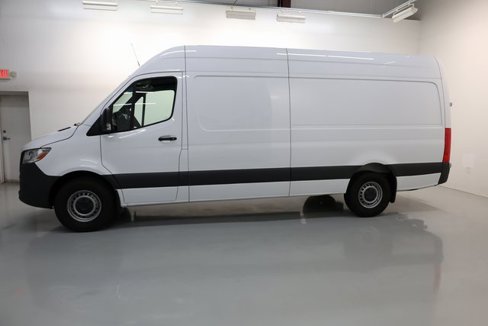 Used 2024 Mercedes-Benz Sprinter 2500 image 52