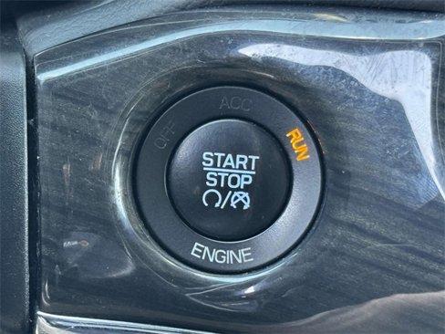 Used 2014 Jeep Grand Cherokee Overland w/ Advanced Technology Group image 8