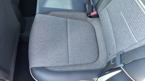 Used 2020 Hyundai Venue image 22