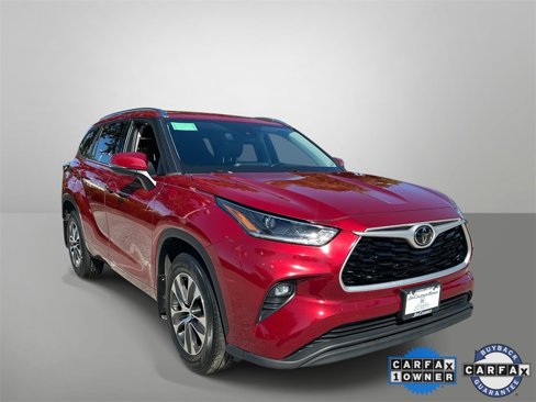 Used 2021 Toyota Highlander XLE image 25