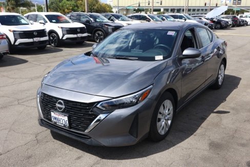 Used 2024 Nissan Sentra S image 8