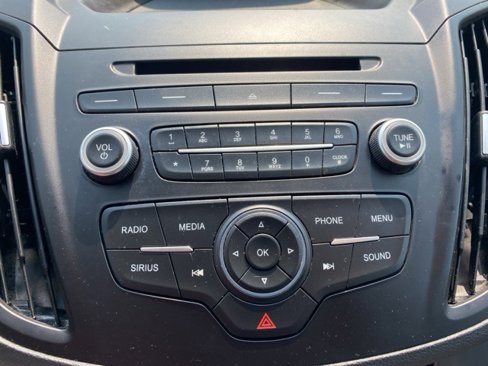 Used 2017 Ford Escape SE image 10