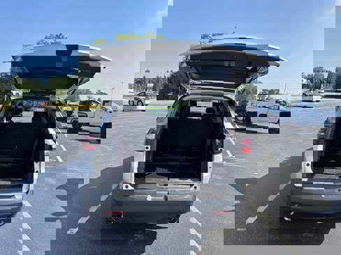 Used 2021 Chevrolet Traverse LS w/ LPO, Floor Liner Package image 4