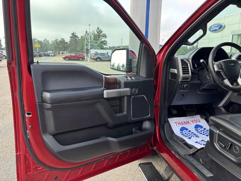Used 2015 Ford F150 Platinum w/ Equipment Group 701A Luxury image 17