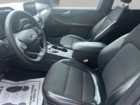 Used 2024 Ford Escape ST-Line image 6