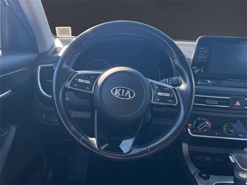 Used 2021 Kia Seltos S image 12