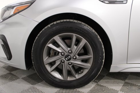 Used 2020 Kia Optima LX image 31