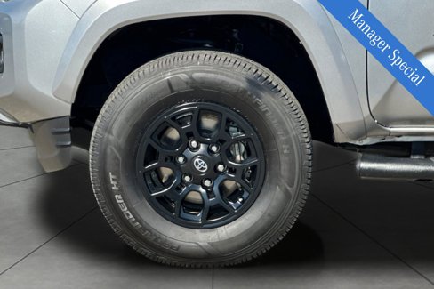 Used 2021 Toyota Tacoma SR5 image 3
