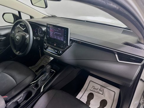 Used 2020 Toyota Corolla LE image 28
