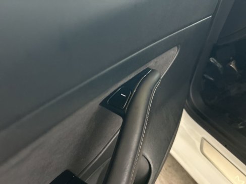 Used 2020 Tesla Model 3 image 34