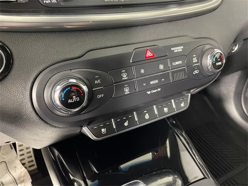 Used 2016 Kia Sorento SX w/ SXL Technology Package image 9
