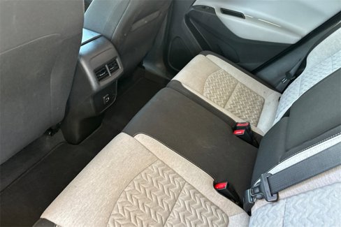 Used 2023 Chevrolet Equinox LT image 5