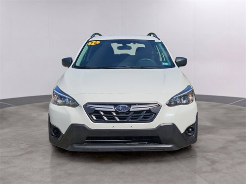 Used 2022 Subaru Crosstrek 2.0i image 2