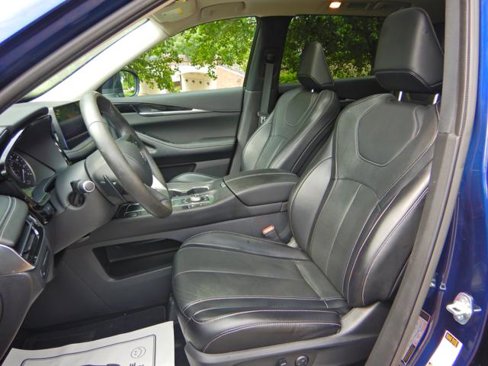 Used 2023 INFINITI QX60 Pure image 11