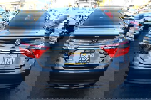Used 2016 Toyota Camry SE image 6