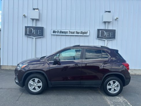 Certified 2020 Chevrolet Trax LT w/ LT Convenience Package image 1