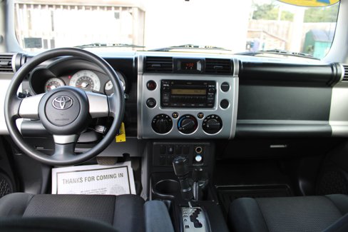 Used 2007 Toyota FJ Cruiser 4WD image 14