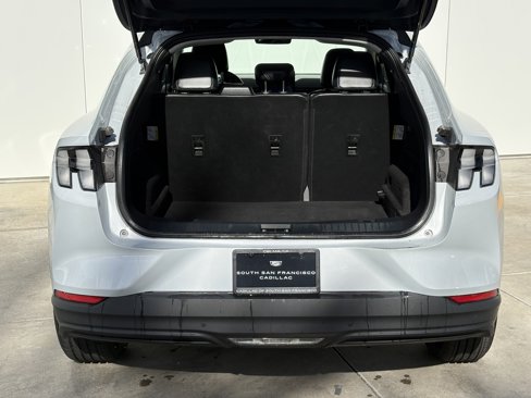 Used 2023 Ford Mustang Mach-E Select image 9