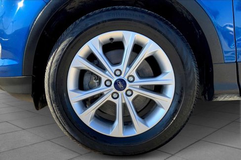 Used 2017 Ford Escape SE image 10