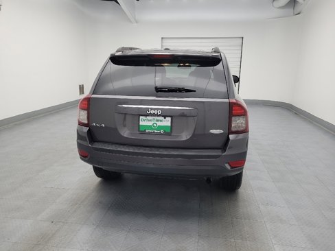 Used 2015 Jeep Compass Latitude w/ Sun/Sound Group image 7