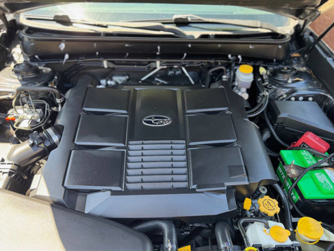 Used 2011 Subaru Outback 3.6R Limited image 23
