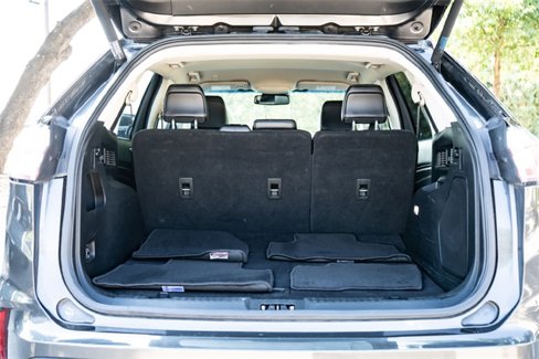 Used 2020 Ford Edge Titanium image 32