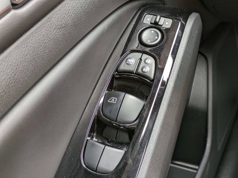 Used 2024 Nissan Altima 2.5 SR image 21