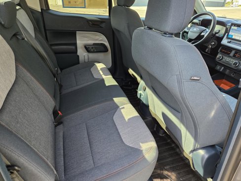 Used 2022 Ford Maverick XLT image 27