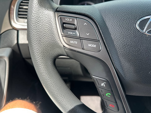 Used 2018 Hyundai Santa Fe Sport image 19