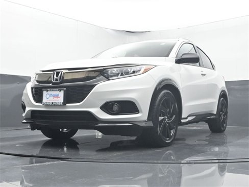 Used 2022 Honda HR-V Sport image 8