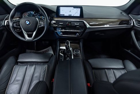 Used 2019 BMW 530i xDrive image 24