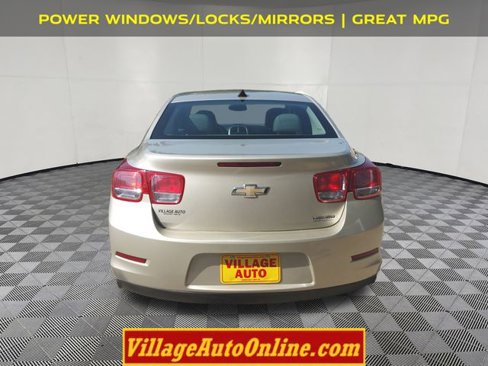 Used 2013 Chevrolet Malibu LS image 3