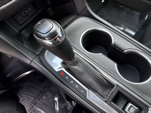 Used 2019 Chevrolet Equinox LT image 24