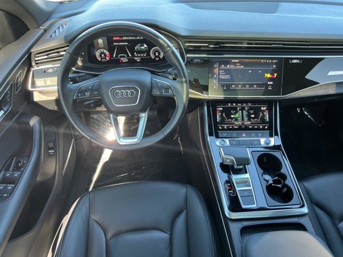 Used 2021 Audi Q8 Premium Plus w/ Premium Plus Package image 23