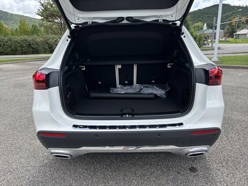 New 2026 Mercedes-Benz GLA 250 4MATIC image 12
