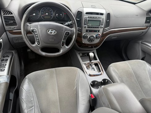 Used 2012 Hyundai Santa Fe SE image 12