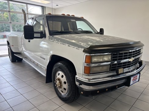 Used 1991 Chevrolet Silverado 3500 2WD Extended Cab image 2