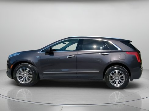Used 2017 Cadillac XT5 Luxury w/ Driver Awareness Package image 16
