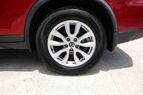 Used 2017 Nissan Rogue SV image 14